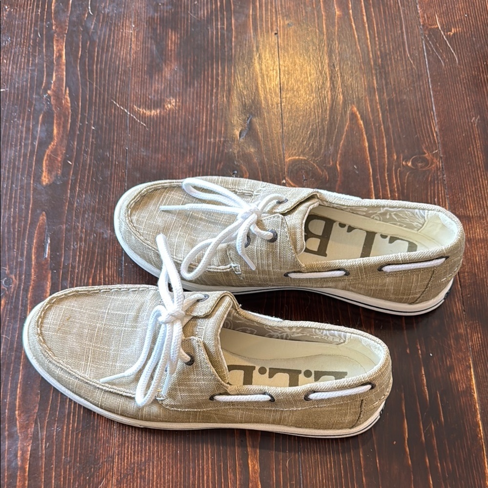 L.L. Bean Women’s Tan Boat Shoes - 8.5 - Picture 6 of 8